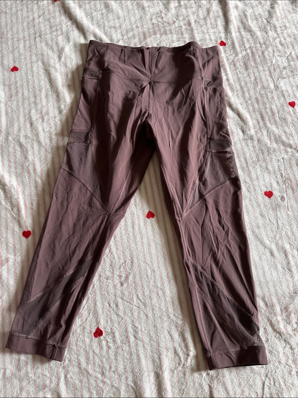 lululemon athletica mauve-toned mesh-panel cropped style leggings